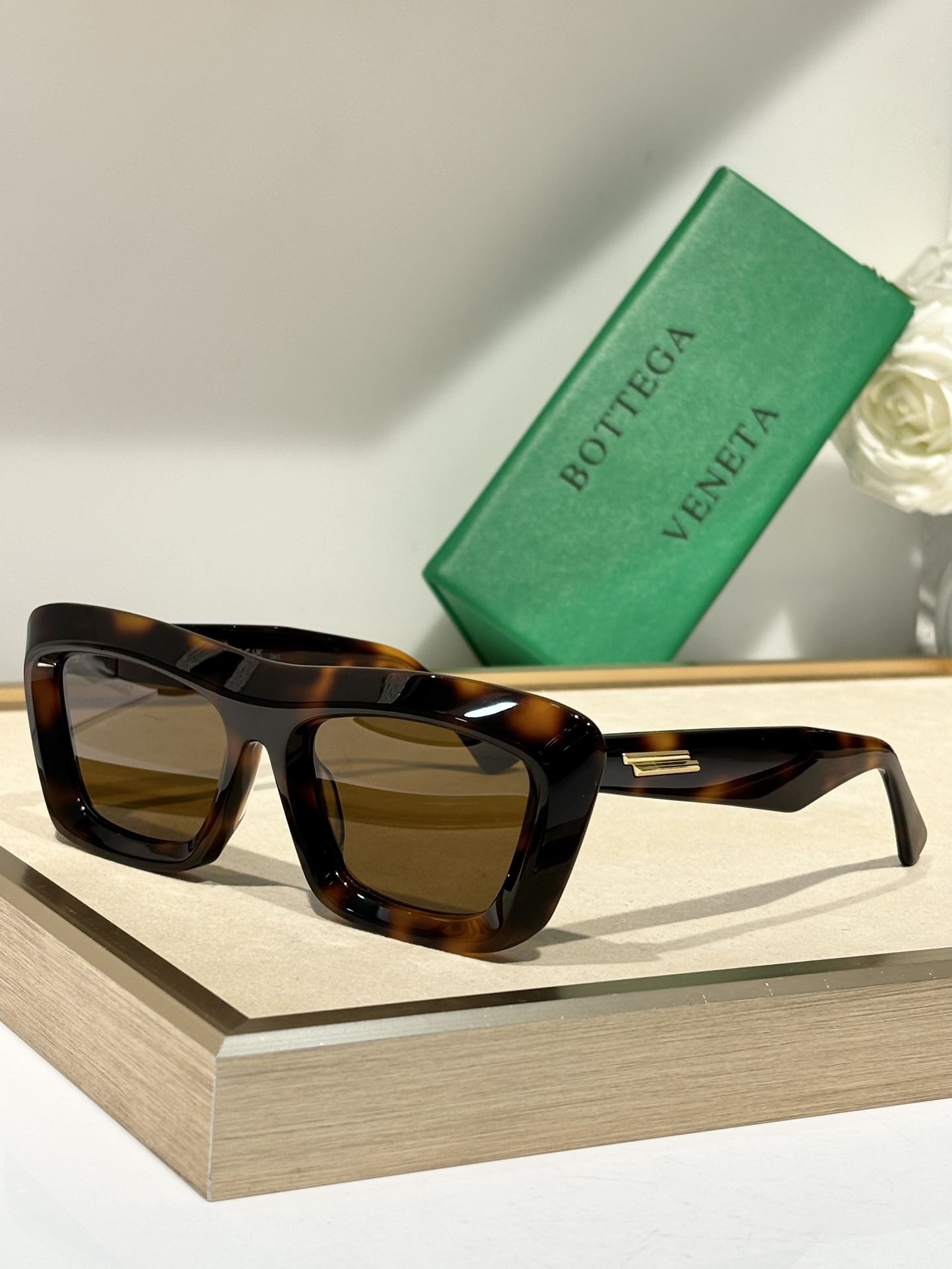 Bottega Veneta Sunglasses